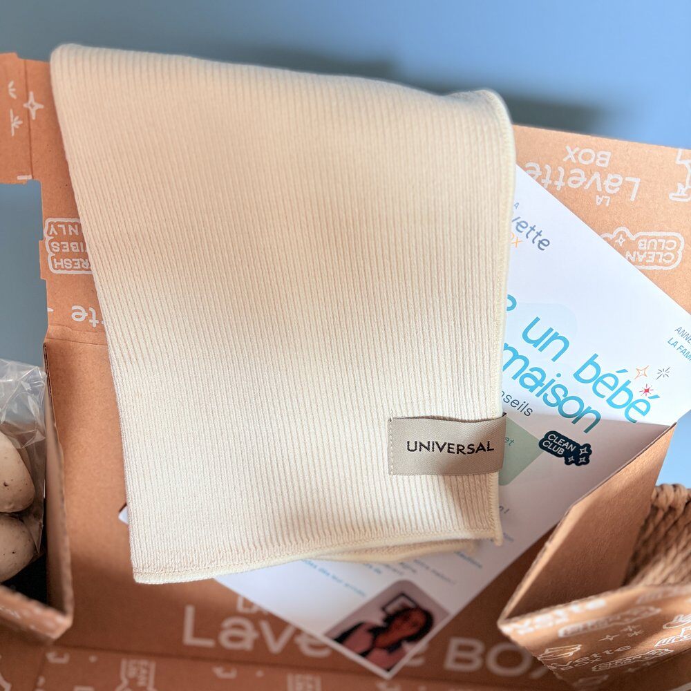 Chiffon microfibre Everdrop en PET recyclé posé sur la box bébé Lavette Box