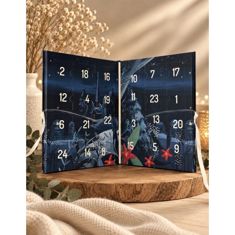 Le calendrier de l’Avent Sioou version adulte ouvert, avec ses cases numérotées sur un décor de nuit d’hiver