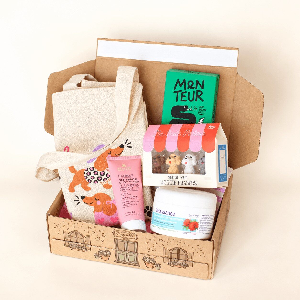 Le contenu de la box Mademoiselle Confettis octobre 2026 Dog Lover : tote bag teckels, soins et surprises